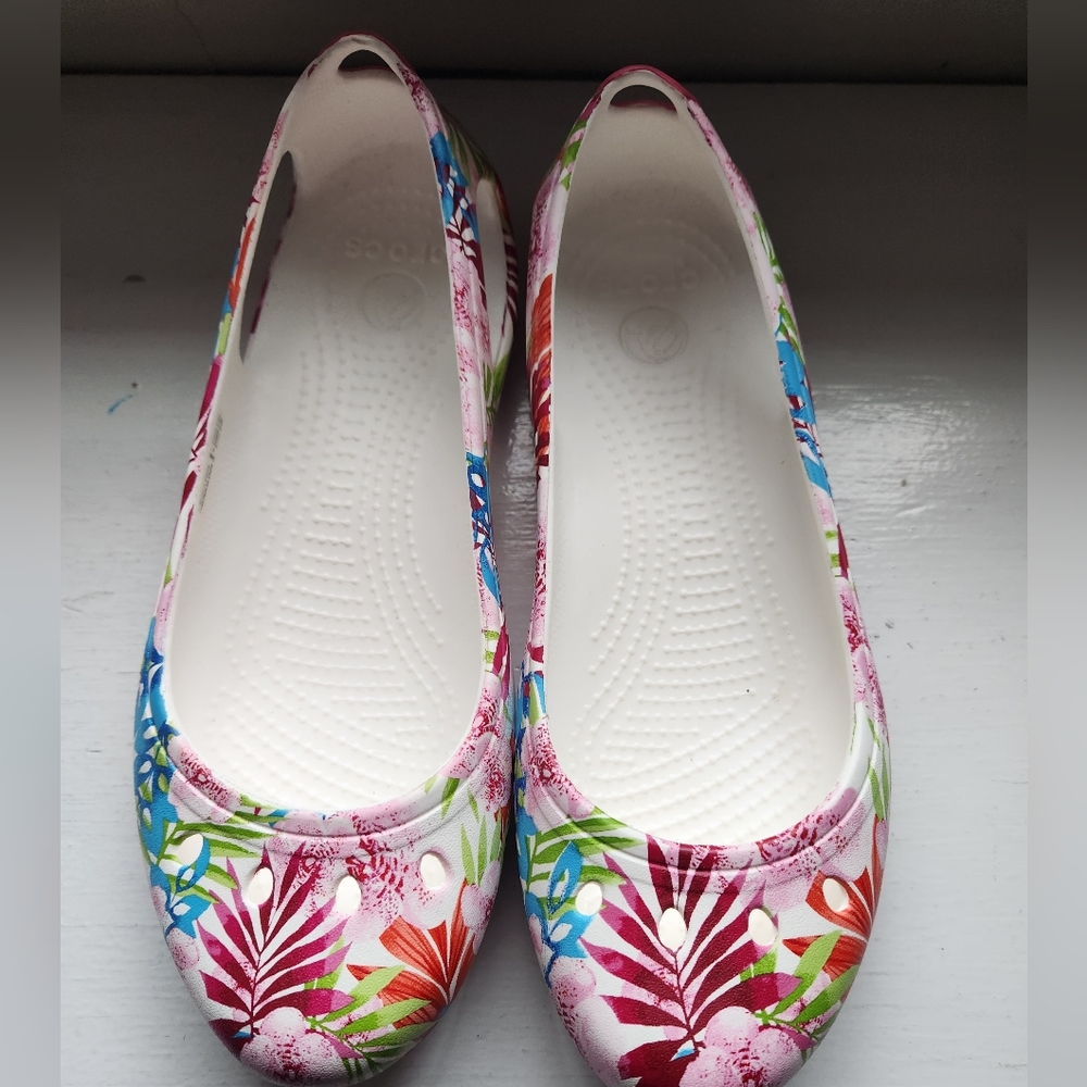Crocs ballet flat size 7 EUC